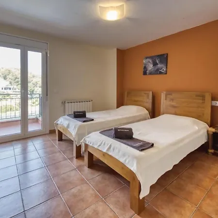 Sleeps 18 Pool Wifi Villa