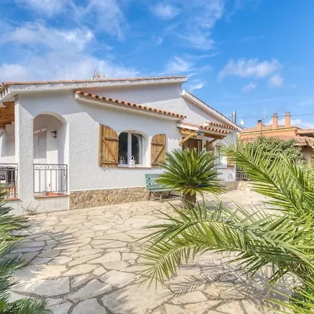Villa Sleeps 18 Pool Wifi *